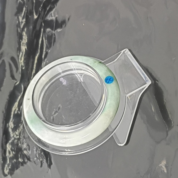 Jadeite Bangle - Picture 2 of 6